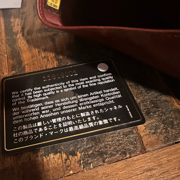 Chanel Classic Flap Leather Wallet - Picture 7 of 11